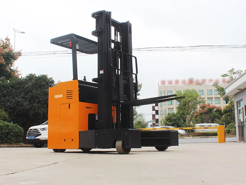 FRB15F-30F · retráctil de 1.500 a 3.000 kg · Carretilla retráctil eléctrica 48 V