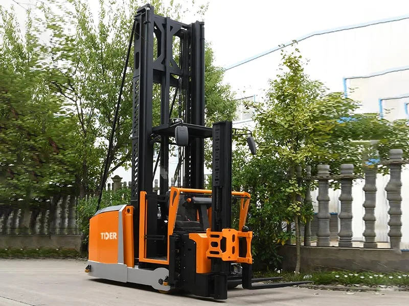 ERF15S-16S · apilador tridireccional, conductor sentado · Apilador tridireccional sentado (man-up)