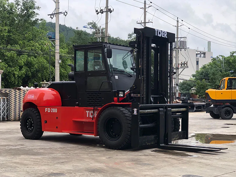 FD200 Max · Carretilla elevadora diésel de alta capacidad